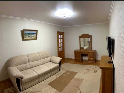 квартира за адресою Архітектора Старова вул., 4