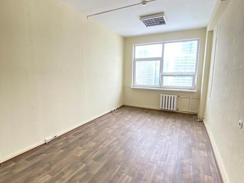 коммерческая по адресу Евгения Сверстюка ул. (Марины Расковой), 23