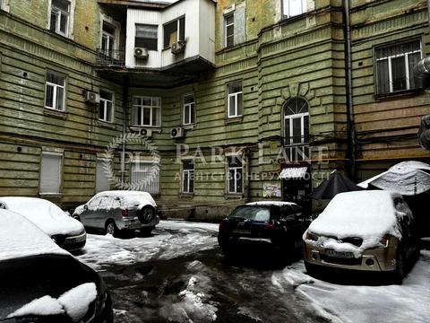 коммерческая по адресу Богдана Хмельницкого ул., 32