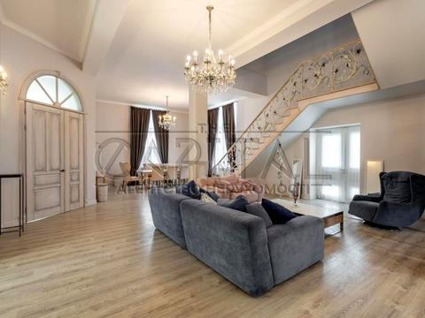 будинок за адресою смт. Козин, Старокиївська вул., 2