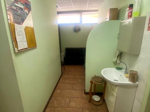 комерційна за адресою Київ, Ревуцького вул., 14а