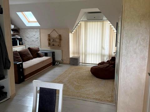 квартира за адресою Шолтеса, 4