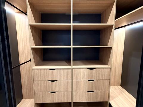 квартира по адресу Днепровская набережная ул., (Будинок 10)