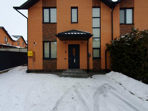 будинок за адресою Незалежності