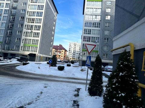 квартира за адресою Олександра Довженка вул., 37