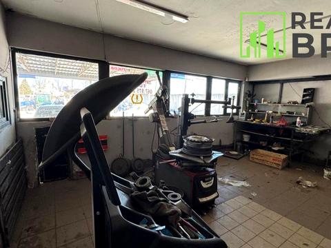 комерційна за адресою Миру, 99