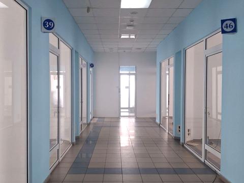 комерційна за адресою Ринок вул., 1