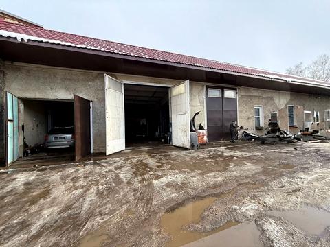 комерційна за адресою Польова вул., 10