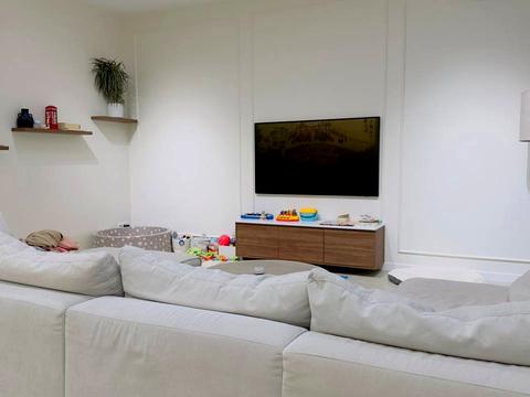 будинок за адресою Центральна вул.