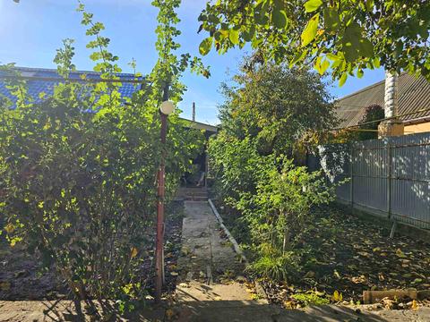 участок по адресу Сергея Ефремова ул. (Академика Вавилова)