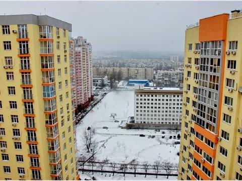 квартира по адресу Семьи Кульженков ул. (Дегтяренко Петра), 35