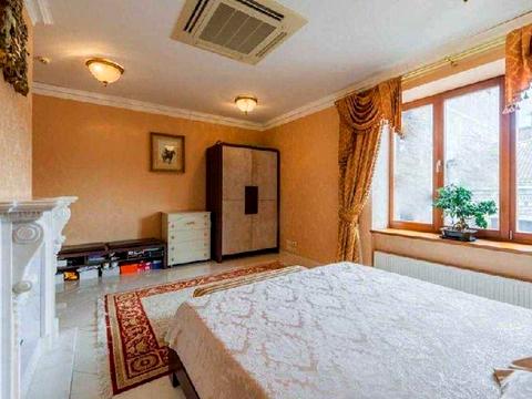 квартира за адресою Київ, Олеся Гончара вул., 26