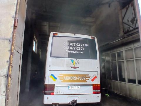 комерційна за адресою Чернівці, Ярослава Мудрого вул. (Моріса Тореза), 64