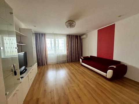 квартира за адресою Леха Качинського вул., 4-В