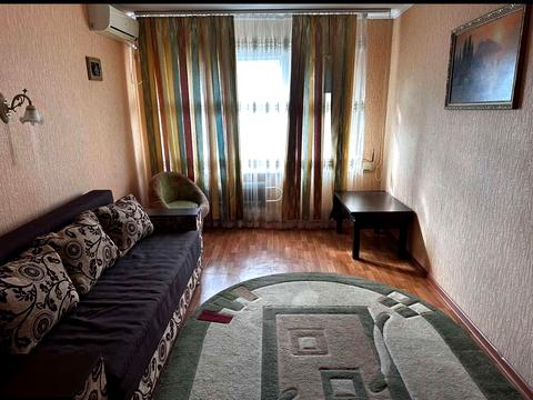 квартира за адресою Академіка Корольова вул., 79/1