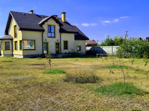 будинок за адресою с. Погреби, Яблунева