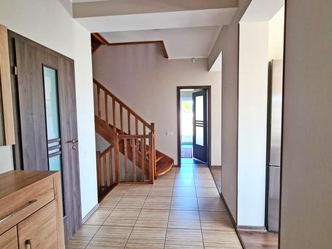 будинок за адресою с. Погреби, Яблунева