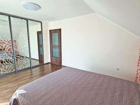 будинок за адресою с. Погреби, Яблунева