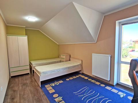 будинок за адресою с. Погреби, Яблунева