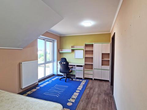 будинок за адресою с. Погреби, Яблунева