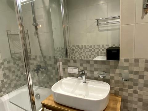 квартира за адресою смт. Слобожанське, Співдружності вул., 1