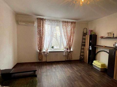 будинок за адресою Олексія Вадатурського вул. (Маршала Малиновського)