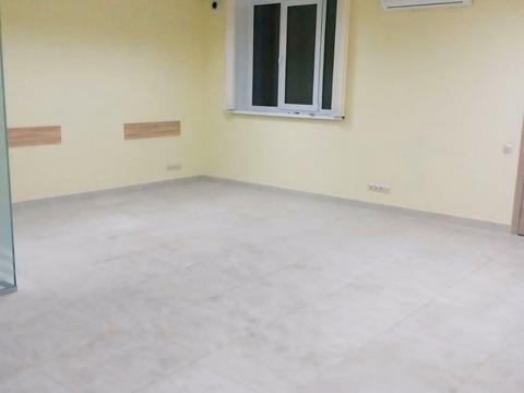 комерційна за адресою Львів, Стрийська вул., 144