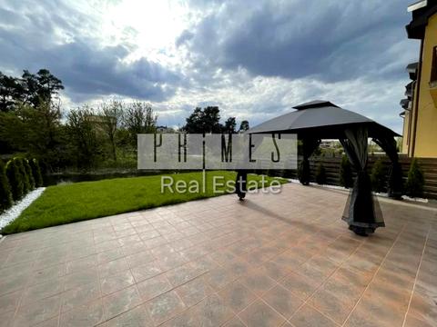 будинок за адресою Дачна вул.