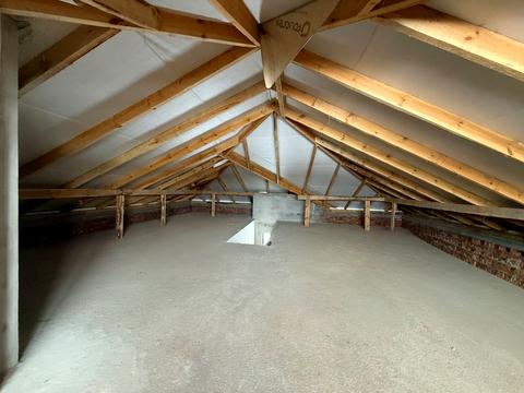 дом по адресу Луговая ул., 10