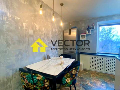 квартира по адресу Половки ул., 93