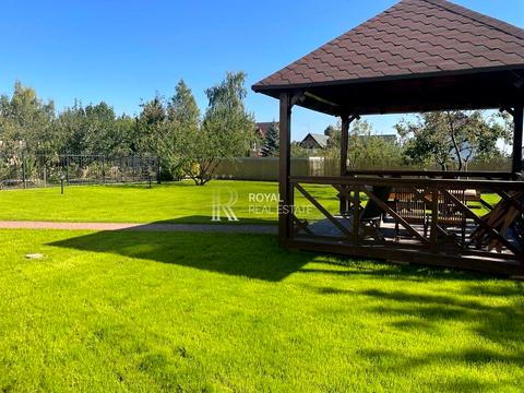 будинок за адресою Сонячна вул.