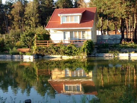 будинок за адресою Жовтнева