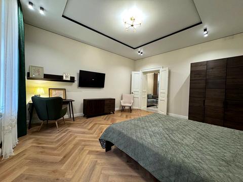 квартира за адресою Олени Степанівни вул. (Ленінградська), 4