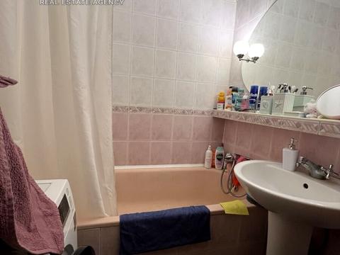 квартира за адресою Лариси Руденко вул., 7