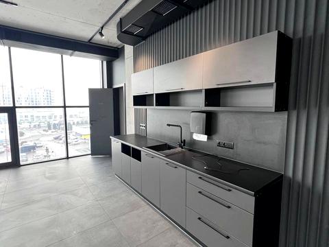 комерційна за адресою Надрічна вул., 6