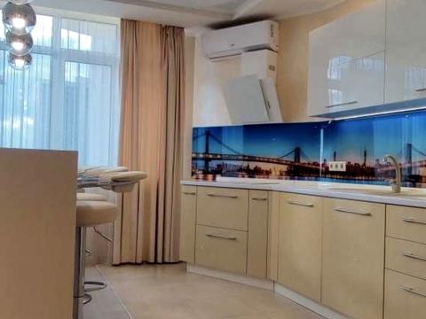 квартира за адресою Академіка Глушкова просп., 9-Д