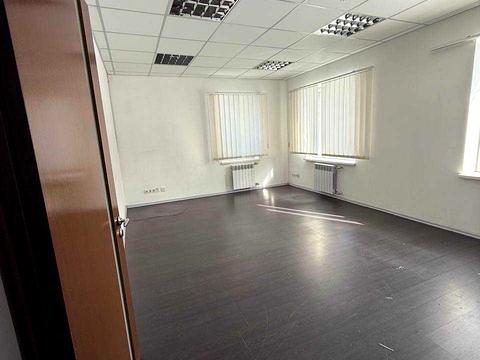 комерційна за адресою Якубенківська вул. (Тропініна), 4б