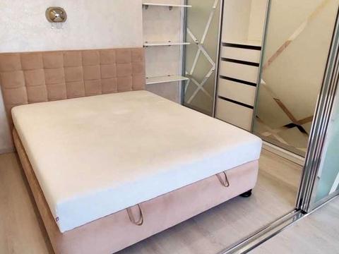 квартира за адресою Академіка Глушкова просп., 9-Д