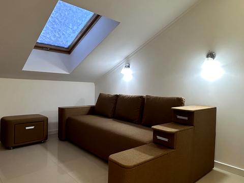 квартира за адресою Успішна вул., 28