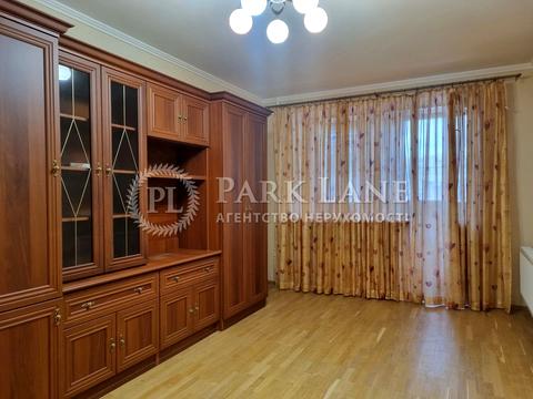 квартира за адресою Анни Ахматової вул., 3