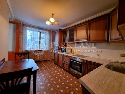 квартира за адресою Анни Ахматової вул., 3