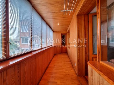 квартира за адресою Анни Ахматової вул., 3