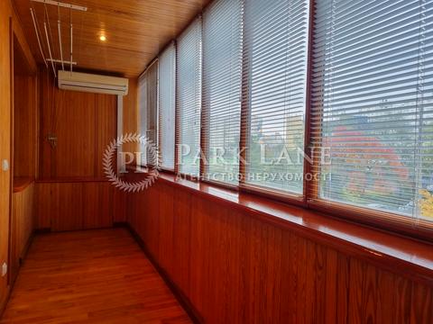 квартира за адресою Анни Ахматової вул., 3