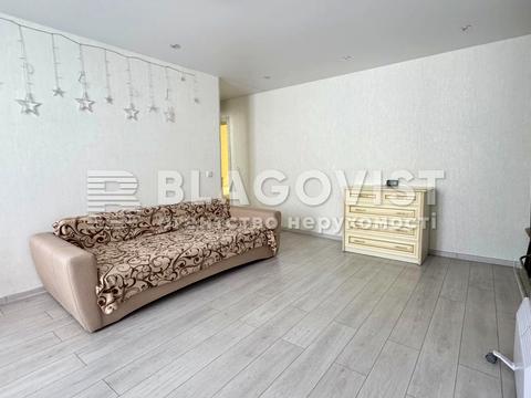 квартира по адресу Евгения Коновальца ул. (Щорса), 15 к4