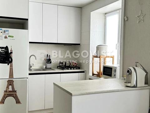 квартира по адресу Евгения Коновальца ул. (Щорса), 15 к4