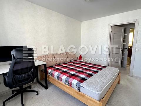 квартира по адресу Евгения Коновальца ул. (Щорса), 15 к4