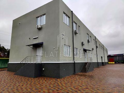 комерційна за адресою Робітнича вул., 1