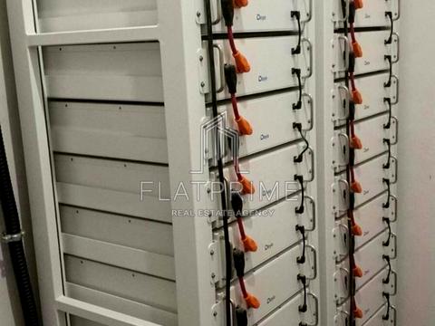 комерційна за адресою Робітнича вул., 1