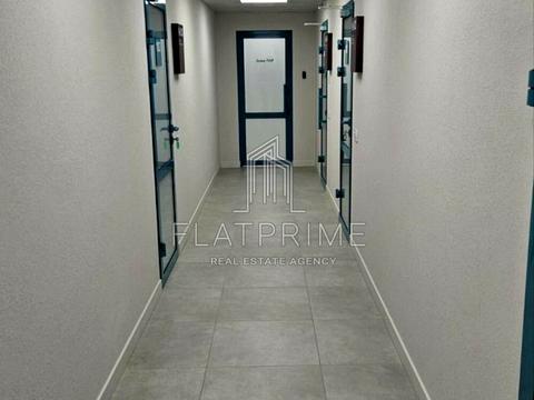 комерційна за адресою Робітнича вул., 1