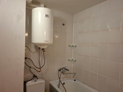 квартира за адресою Героїв України просп. (Героїв Сталінграду), 4-Б